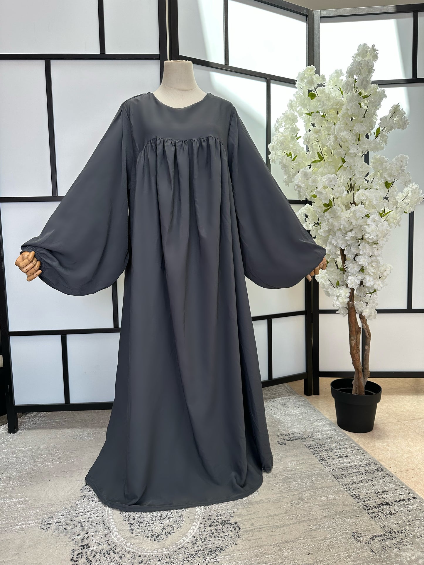 Abaya Emra